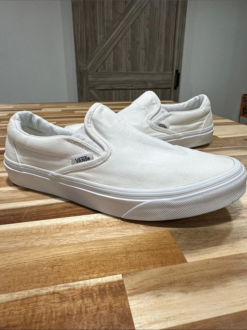 Vans White Slip-On 476
